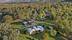 Holmwood a quality Lockyer Valley property with a Noosa masterpiece | Video