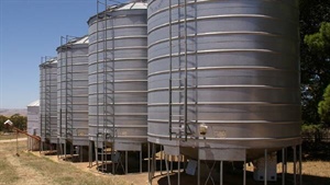 Movement on international grain prices as weather issues start to emerge