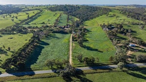 Riverdene a top quality property with close-to-city lifestyle benefits