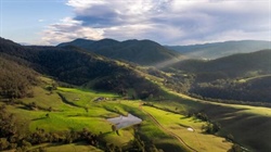 Strike A Light! premium high rainfall country for 600 breeders | Video